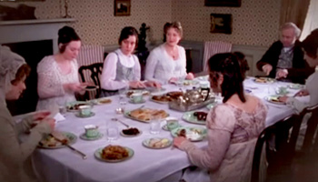 Scène de repas quotidien dans la famille Bennet, Orgueil et préjugés, série télé BBC (1995)