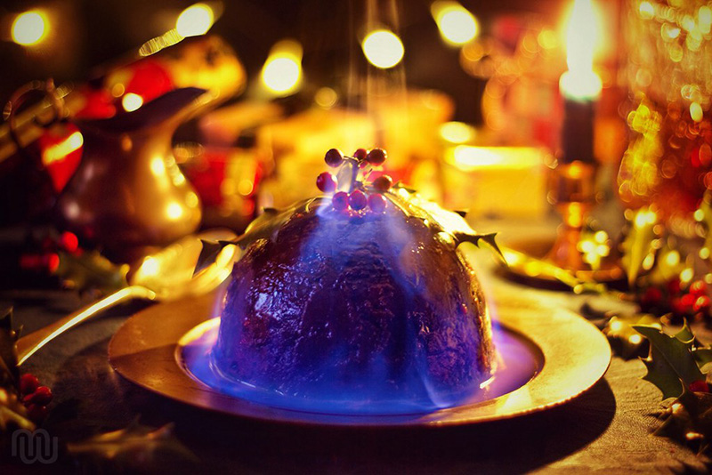 Le plum pudding est un gâteau traditionnel de Noël au Royaume-Uni